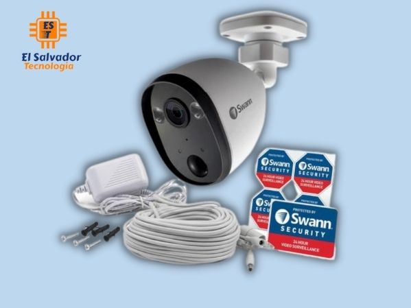 Cámara Exterior Swann Spotlight de 1080P