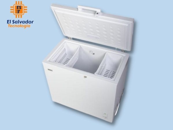 Freezer Oster OS-CFME7001WE
