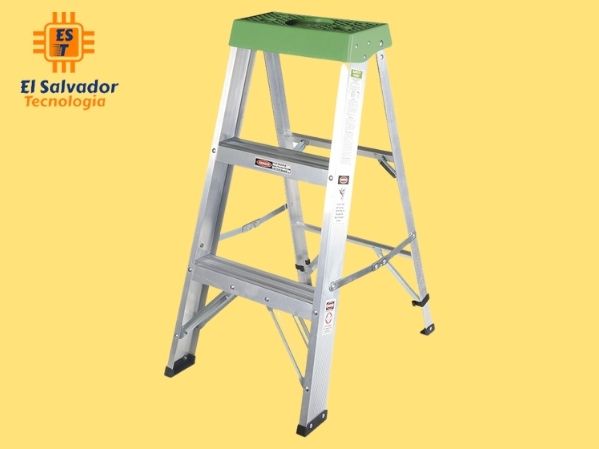 Escalera aluminio tijera 2 peldaños capacidad 200 lb tianjin