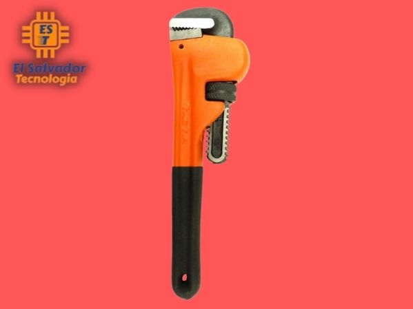 Llave stillson 12 pulg TACTIX
