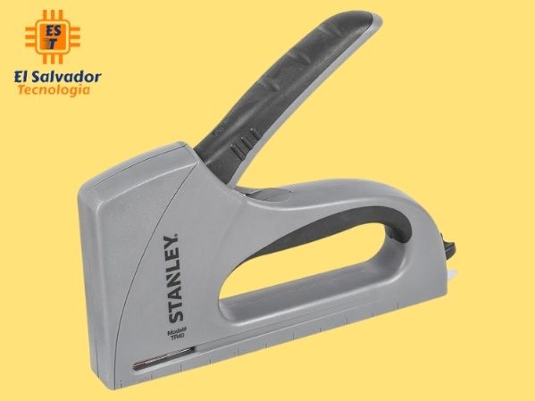Pistola engrapadora de uso ligero plástica