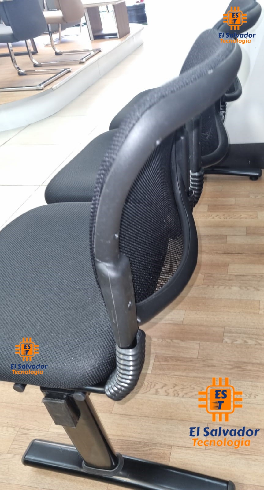 Batería de sillas para visitas con respaldo de malla modelo diana - 1.30 ancho