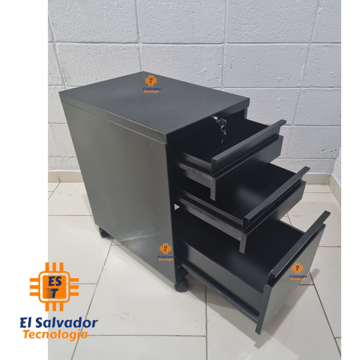 Archivo Robot Metálico con Estructura y Cubierta Metalica Color Negro JNX