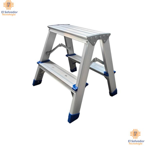 Escaleras metálicas multifuncionales