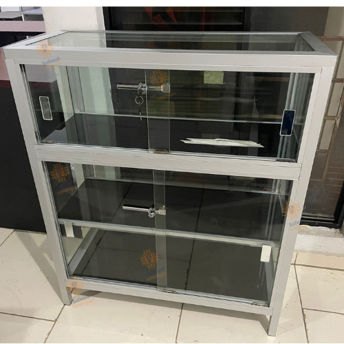Vitrina Exhibidora Mediana – 96 cm alto x 80 cm ancho x 35 cm fondo – Con Patas Fijas – MAX -52