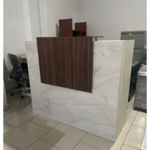 Recepción con Diseño Moderno Elegante - TLS 18192- 1.40m Largo x 0.55m Fondo x 1.10m Altura
